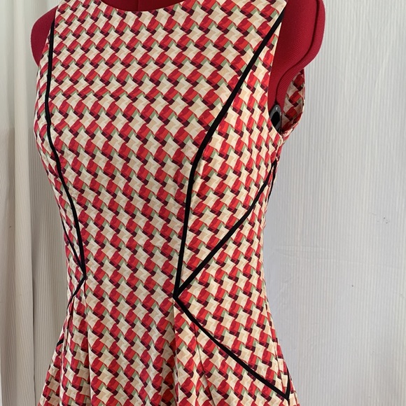 CUE Fit and Flare Dress Size 10 - Picture 2 of 11